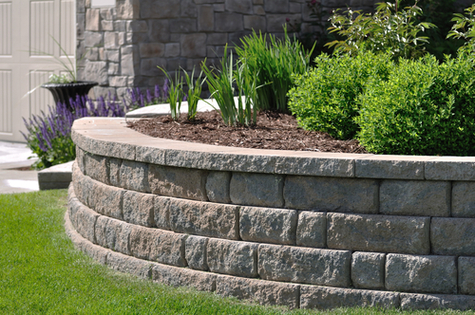 Retaining Wall Planning Guide: Height, Drainage, and Material Choices