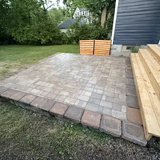 Belgard-Castle-Manor-Retaining-Wall-Cambridge-Cobble-Savannah-Paver-Patio-Installation-in-Nashville-TN 1
