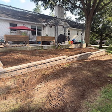 Custom-Belgard-Castle-Manor-Retaining-Wall-Raised-Flowerbed-Installation-in-Nashville-TN 5